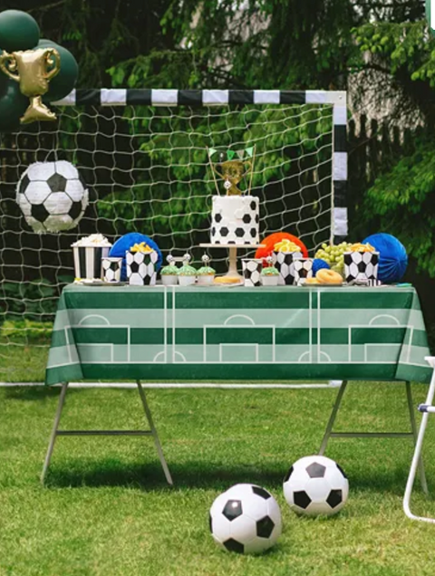 futbolo tema dekoracijos gimtadienis futbolas tema dekoras vienakartine staltiese zalia 