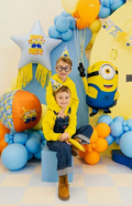 Spalvingas Minions vakarėlio balionas žvaigždės formos